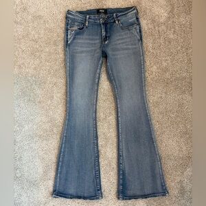 Rise Women's Stylish Light Wash Low Rise Flare Jeans